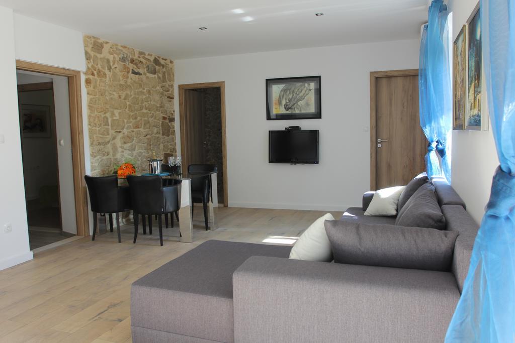 Apartment House Vitaic Supetar Room photo