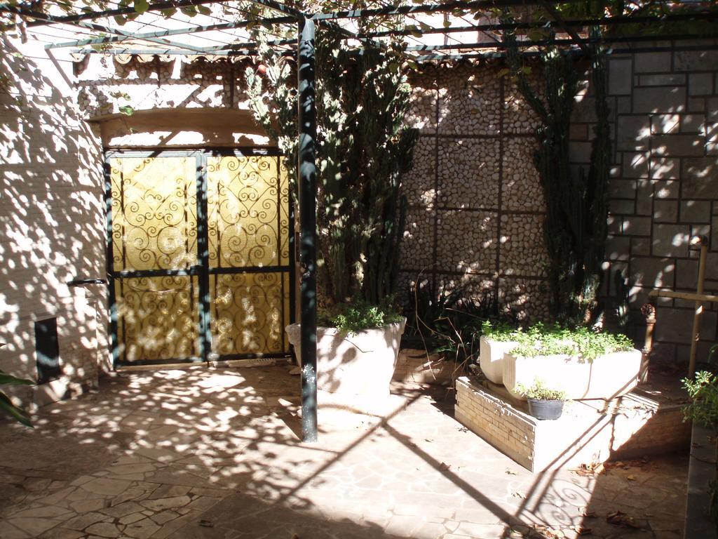 Apartment House Vitaic Supetar Exterior photo
