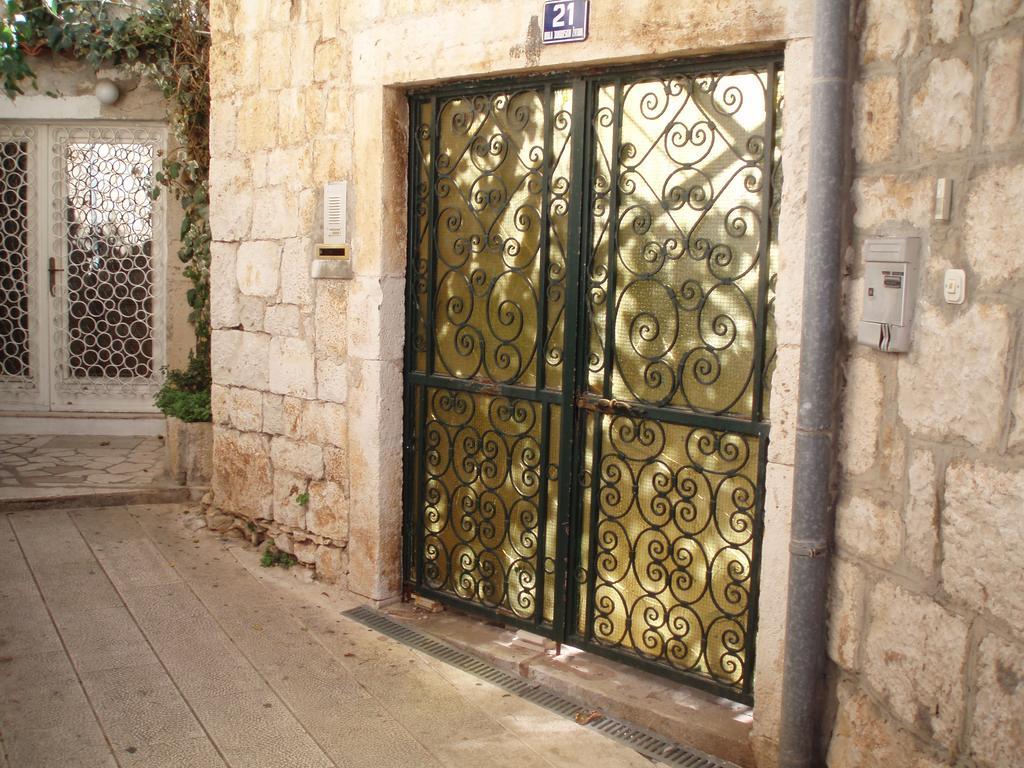 Apartment House Vitaic Supetar Exterior photo